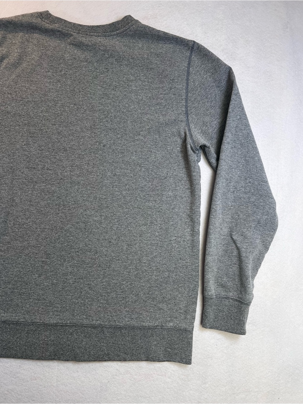 The North Face Men’s Large Gray Crewneck Sweatshirt Logo Patch Fleece Pullover - Picture 7 of 12